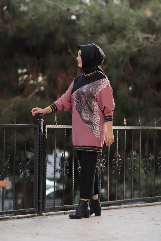 Büyük Beden Yılan Desen Detay Tunik