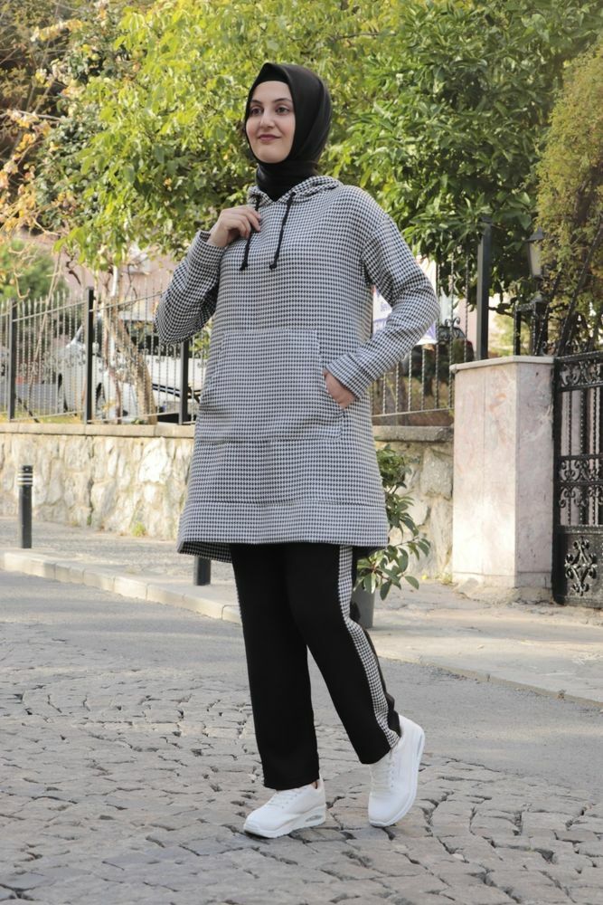 Kapüşonlu Kaz Ayağı Desen Tunik Pantolon Takım