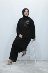 BÜYÜK BEDEN KOL PİLİSE TAŞ DETAY ŞİFON TUNİK PANTOLON İKİLİ ABİYE TAKIM SİYAH - 48