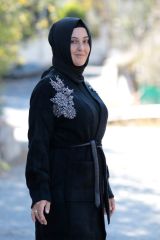 Kadın Siyah Güpür Taşlı Triko Ceket